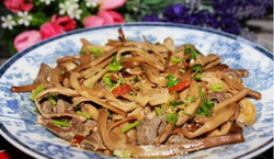 黄花杞子蒸瘦肉的做法