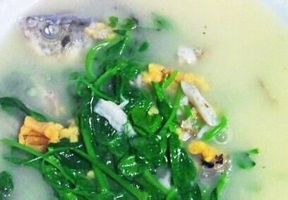 鲫鱼奶汤的做法