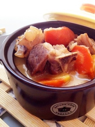 葱头胡萝卜羊肉煲的做法